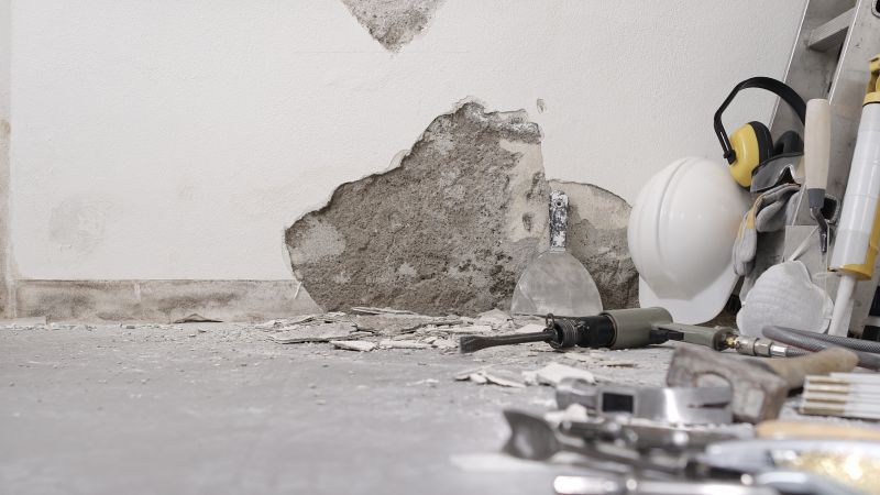 Walls Demolition